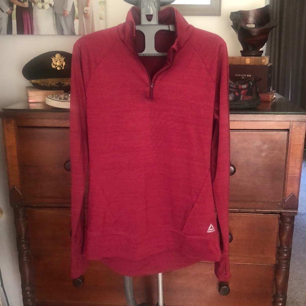 Reebok Red Athletic Top Size Medium